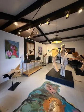 Holiday home Buitenverwachting Heelweg